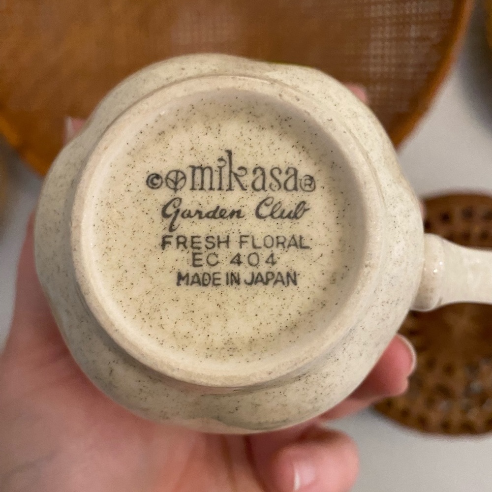 🍄SOLD🍄 Vintage Mikasa Garden Club Floral Coffee Cups - Picture 5 of 5